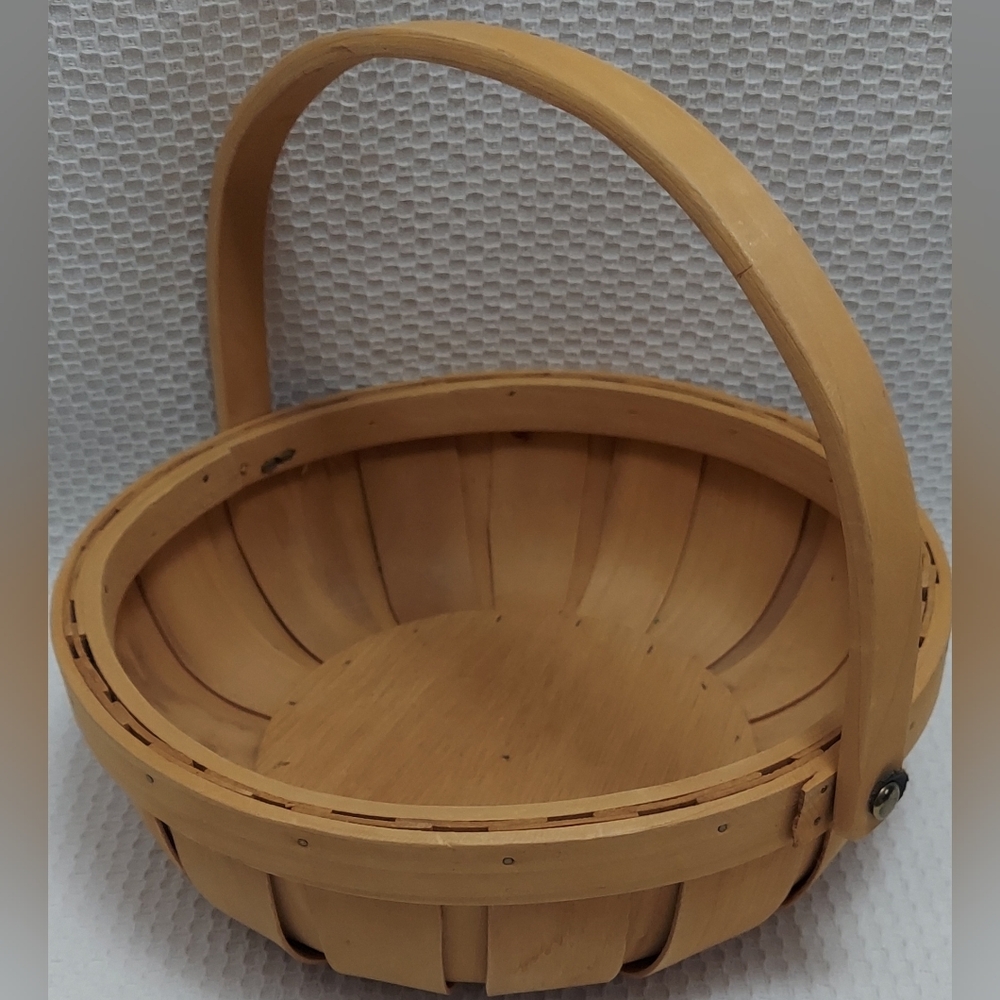 Gathering/Apple Basket